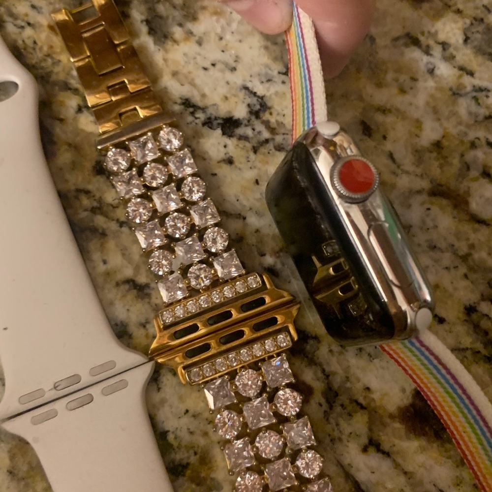 Apple Watch Series 3 - Stainless Steel 38MM - Picture 2 of 3